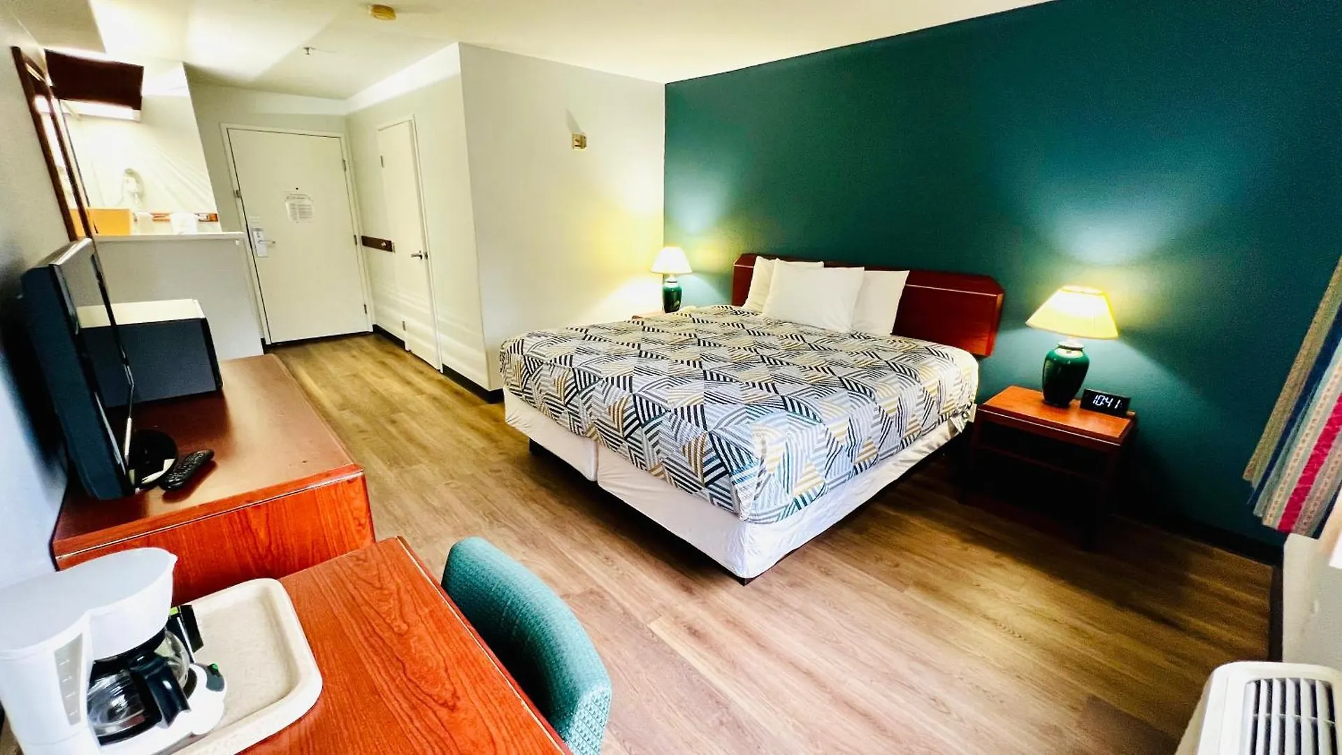 Studio 6 Suites Portland, Or Downtown Ohsu Hotel Portland